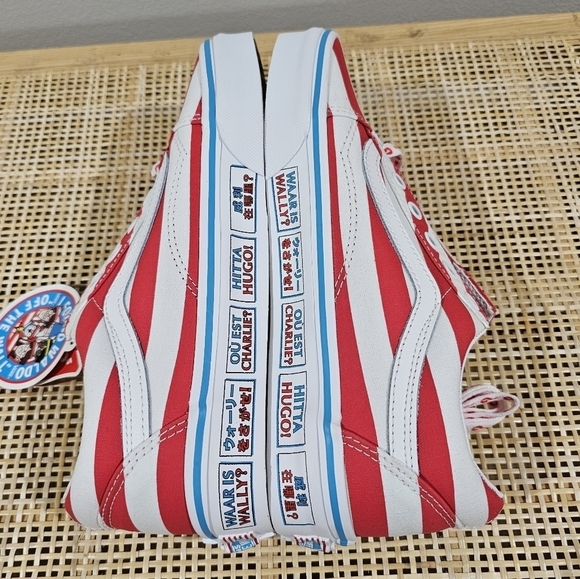 Vans Old Skool, (Where's Waldo?) International Stripes, Unisex M5.5, W7, NWT - Picture 6 of 16